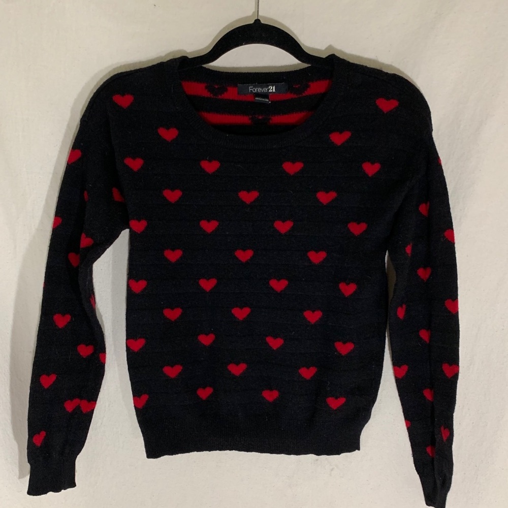 Vintage Forever 21 Sweater Black with Red Hearts